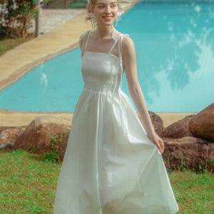 [아이엠클레어] 스모킹 롱 원피스 화이트 CH001-SLD-WH-1