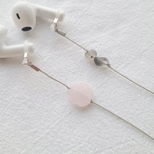 달빛꽃 에어팟 스트랩 러닝운동 분실방지 로즈쿼터 문스톤, 마켓헤