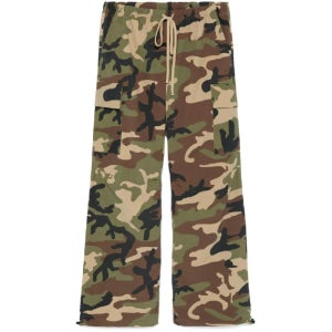 Essentials 25 SS 피어오브갓 남성 카무플라주 카고 팬츠 130BT244578F woodland camouflage TP430542091