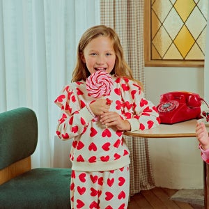 KIANG 백투스쿨 [키앙] 러브러브 스웨트셔츠 / 팬츠(Ivory) SET