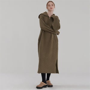 [카미노] RIBBED HALF ZIP-UP KNIT ONEPIECE KHAKI