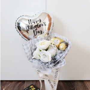 [달콤한선물] 발렌타인 레터링 초콜릿 선물 하트꽃다발, 파티홀린