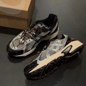 아식스 젤 카하나 TR V4 토스티드 실버 1203A716-020