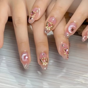 10개 고급 핑크 아몬드 모양 네일 아트 팁, 그라데이션 블러시, 수제 네일 디자인.