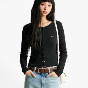 타미진스 [25ss] 슬림 립 스냅 버튼 탑 T32F0TTO01TWT2BDS