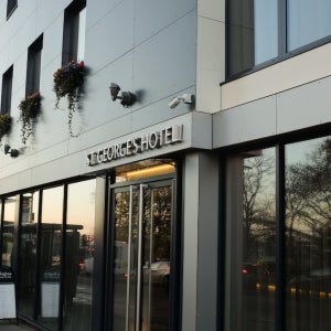 세인트 조지 호텔 웸블리 / 런던 호텔