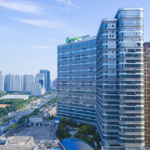홀리데이 인 익스프레스 우한 옵티컬 밸리, IHG 호텔