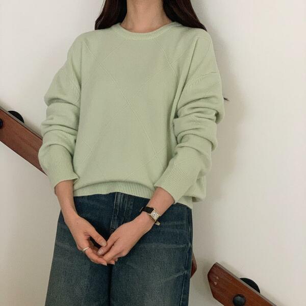연두색티셔츠 기본핏 아가일 라운드넥니트