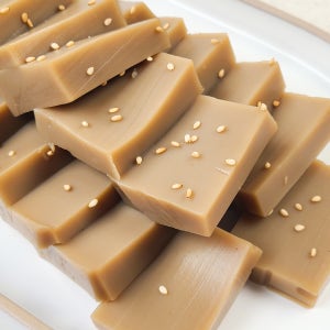 명인이 제조한 100% 국내산 도토리묵 520g 2팩