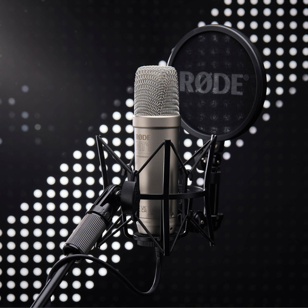 Rode NT1 5th Generation Condenser Mic (로데 NT1 5세대 콘덴서 마이크)