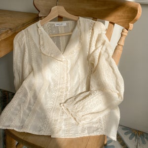 [봄맞이/여신룩] 로맨틱 프릴 블라우스