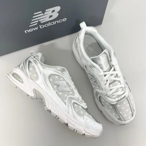 뉴발란스 530 실버 메탈릭 폴카 도트 폴카닷 땡땡이 스니커즈 운동화 U530HFW