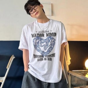 [메종미네드] DOODLE HEART HALF T WHITE GREYISH BLUE FMRECTA306M