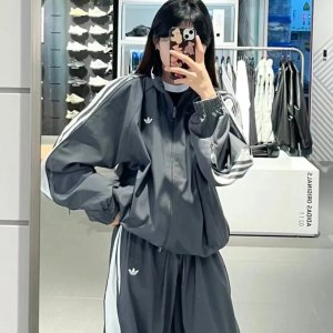 아디다스 여성 아딜레니엄 아딜레늄 시즌 3 루즈핏 트랙탑 저지 져지 바람막이 자켓 그레이 JY8879