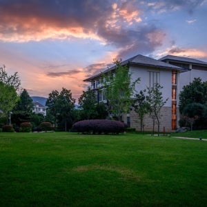 화럭스 쿤밍 - IHG 호텔 / 쿤밍 시 호텔