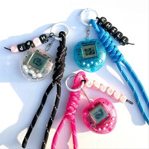 패션왕기획 너는펫3 다마고찌 이니셜 키링, 각인선물