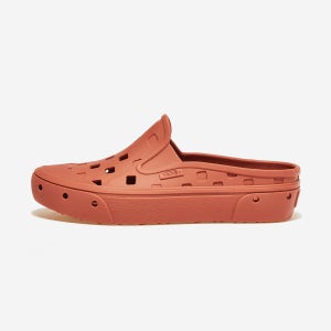 (공식판매처) 반스 VANS 슬립-온 뮬 트렉 VN0005V8GWP