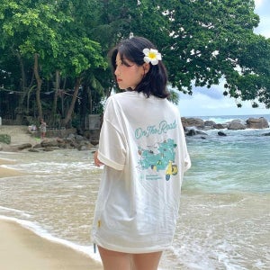 내셔널지오그래픽 N252UTS982 리젠아스킨 유니 온더로드 그래픽 세미오버핏 반팔 쿨티셔츠 IVORY