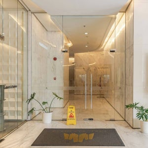 보니파시오 글로벌 시티의 L1 트윈 베드 스테이케이션