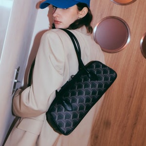 [로사케이] 트라페즈 다이아모노 숄더 MM_BK (RSYSBV601BKMM)