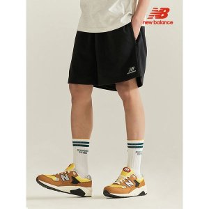 [뉴발란스]  스탠다드핏 4부 니트 반바지 블랙