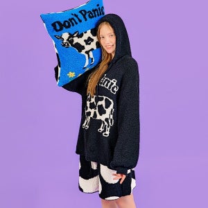 [위글위글] 극세사 후드 파자마 세트 수면잠옷