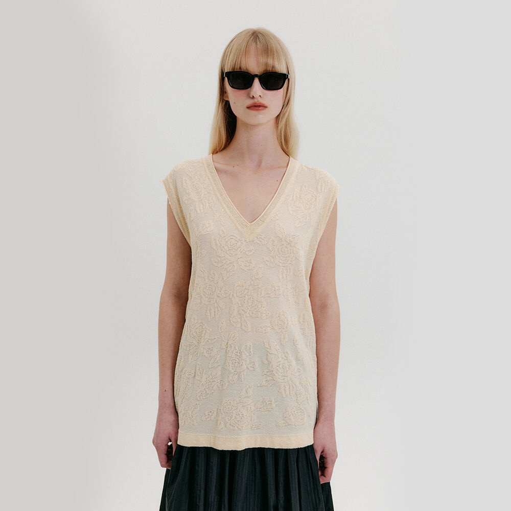 [잉크] Jacquard V-Neck Knit Vest - Cream