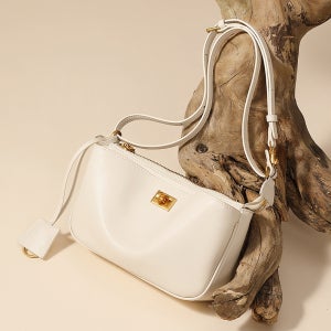 지젤가방 가죽가방 조엘리 크로스백