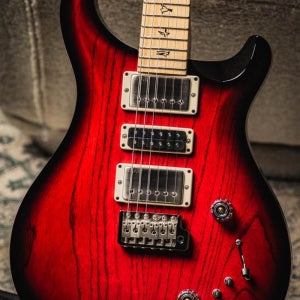 [2026 봄맞이 빅세일! (~3/31까지) + 약 10만원 상당 PRS 스트랩 증정!] PRS Swamp Ash Special-Scarlet Smokeburst w/Maple F