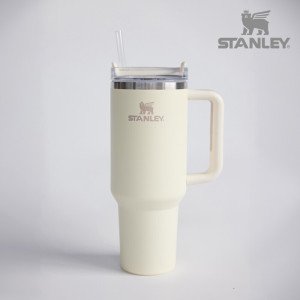 스탠리 퀜처 H2.0 플로우스테이트 텀블러 40oz 크림