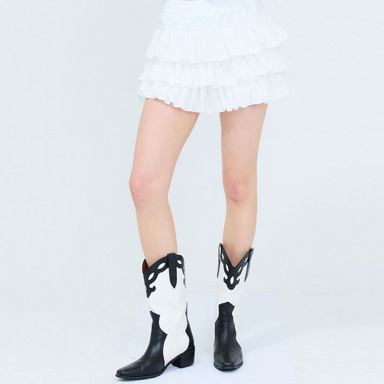 LUVISTRUE 아이브 리즈 뉴<b>진스</b> 다니엘 착용RT FRILL PANTS
