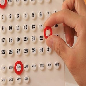 [셀플리] 내년 달력 자취방 선물 자취생 자취 꿀템 책상 한달 우드 데스크 디자인 월간 캘린더 스탠드 사무실 선물 테이블 원룸 데코 방인테리어 소품 만년형 BB0119