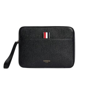 톰브라운 텍스쳐드 지퍼 파우치 블랙 MAC067A 00198 001