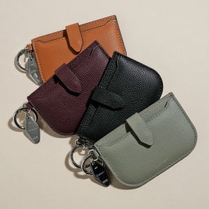 [질스튜어트 뉴욕 액세서리] 질스튜어트 보우 카드지갑 JAWA5F220BK