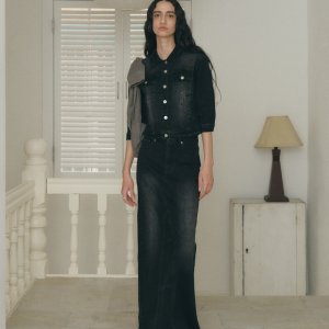 [로우타이드] WASHED CROP DENIM JACKET [BLACK] LK1C2MJK22