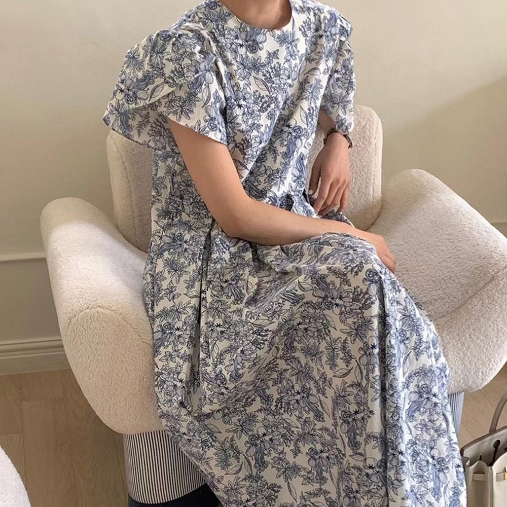 휴양지원피스 휴가철 프린트 허리 조임 롱 스타일 플리츠 소매 빅소매 드레스