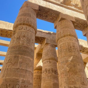 4일 동안 나일강을 따라 아스완에서 룩소르, 아부심벨까지 운항하는 크루즈! 열기구 투어도 즐겨보세요.