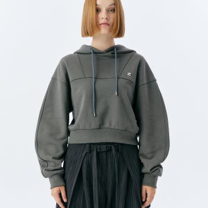 [에디텀 스튜디오즈] SPLIT CROP HOODIE(CHARCOAL) A23DWTS33ACH