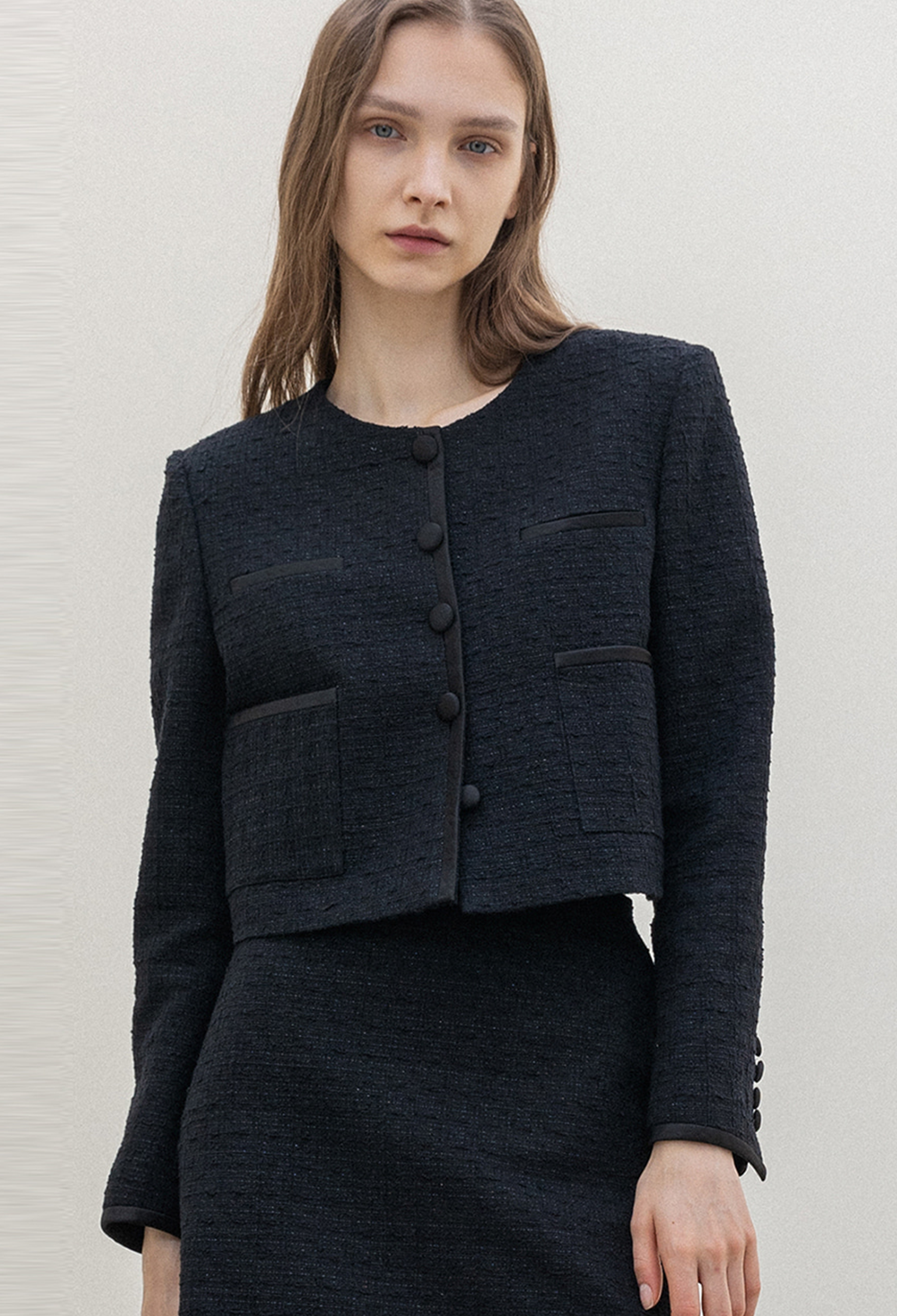 [드팜므] TWEED SILVER PEARL CROP JACKET _ BLACK