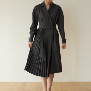 [드팜므] MUSEE LINING PLEATS DRESS P00000KW