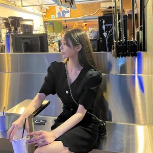 [무료배송]콘힐 퍼프 미니 원피스