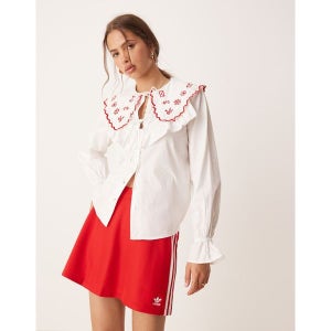 광고 메인 이미지