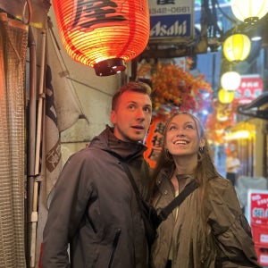 도쿄: 신주쿠 맛집 투어 - 15가지 음식과 현지 맛집 4곳 탐방