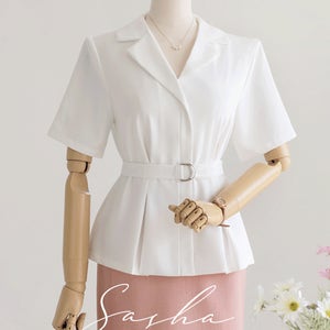 [오피스룩/세련미]사샤 더블카라 벨트 블라우스