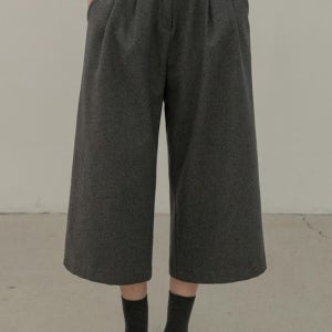 [논앤논][NONANDNON]CLASSIC WOOL WIDE BURMUDA PANTS_NWPT4170 (CHARCOAL)(K1733212628078083GY01)
