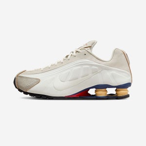 나이키 NIKE 나이키 샥스 R4 프리미엄 HQ3531-099