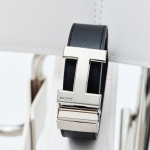 [헤지스 액세서리 남성] [스테디셀러]블랙 이니셜로고 소가죽 벨트 WUBE4F309BK