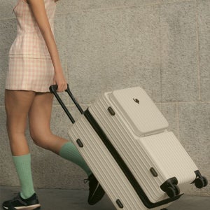 [럭키플래닛] 고비욘드 S3캐리어 28인치 아이보리펄 독일산PC100% 전자저울 프론트포켓 레드닷디자인어워드