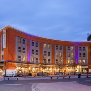 홀리데이 인 익스프레스 포츠머스 - 건워프 키스, IHG 호텔 / 포츠머스 호텔