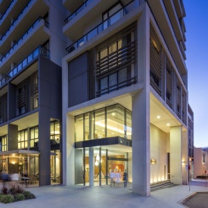 노보텔 뉴캐슬 비치 / 뉴캐슬 시티 카운실 호텔